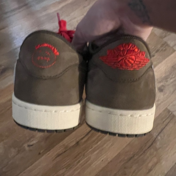 Travis Scott nike size 13 - Picture 4 of 6